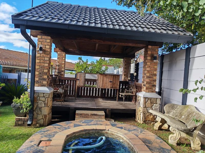 4 Bedroom Property for Sale in Ermelo Mpumalanga