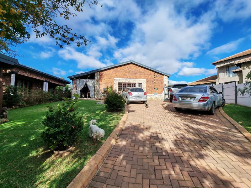 4 Bedroom Property for Sale in Ermelo Mpumalanga