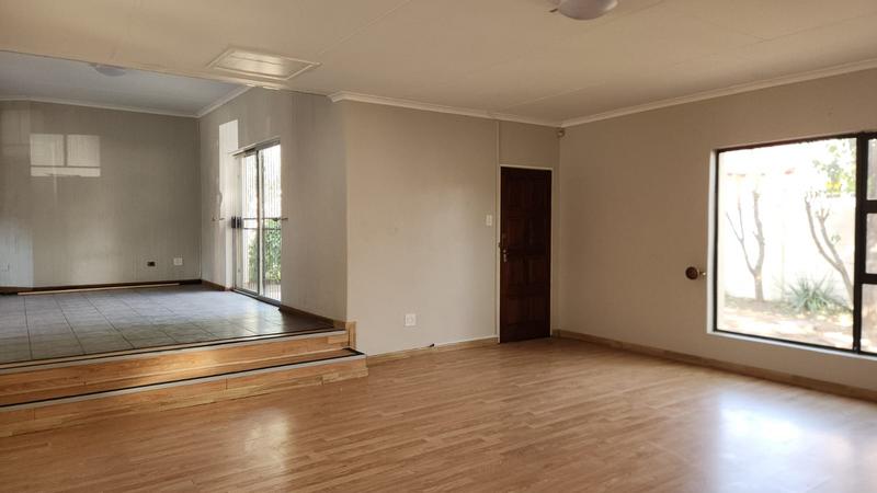2 Bedroom Property for Sale in Trichardt Mpumalanga