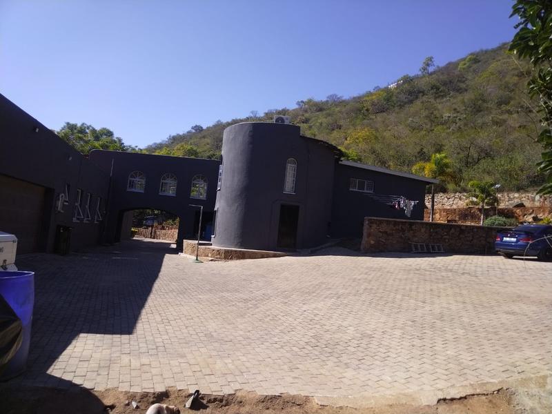 6 Bedroom Property for Sale in Barberton Mpumalanga