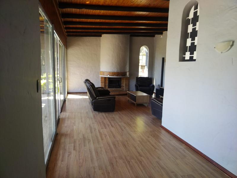 6 Bedroom Property for Sale in Barberton Mpumalanga