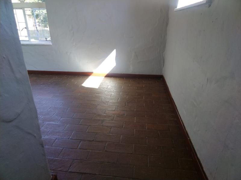 6 Bedroom Property for Sale in Barberton Mpumalanga
