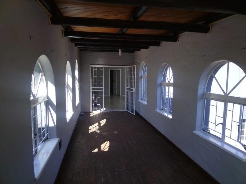 6 Bedroom Property for Sale in Barberton Mpumalanga