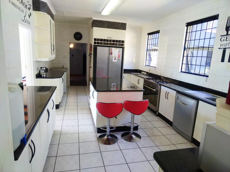 6 Bedroom Property for Sale in Barberton Mpumalanga