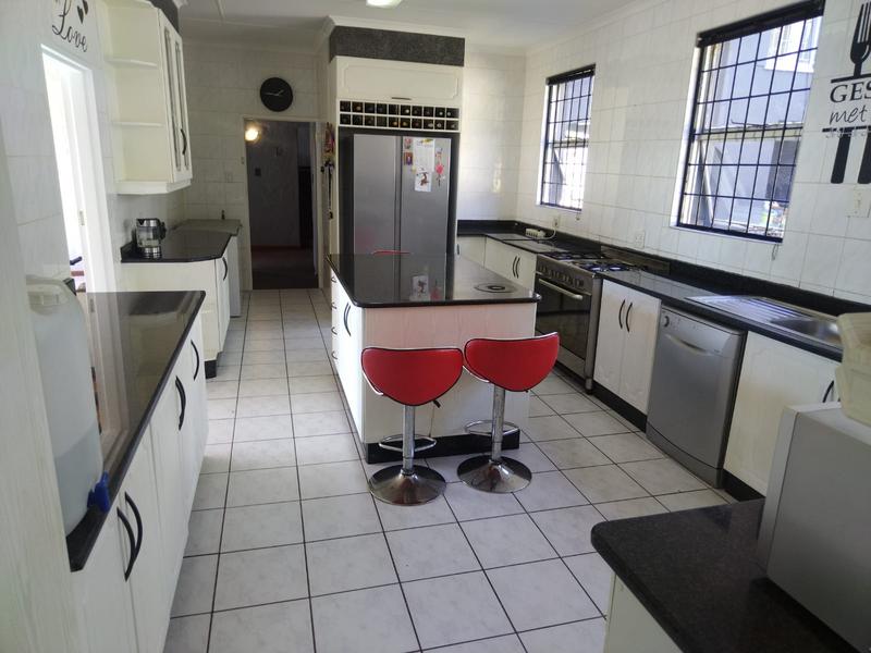 6 Bedroom Property for Sale in Barberton Mpumalanga
