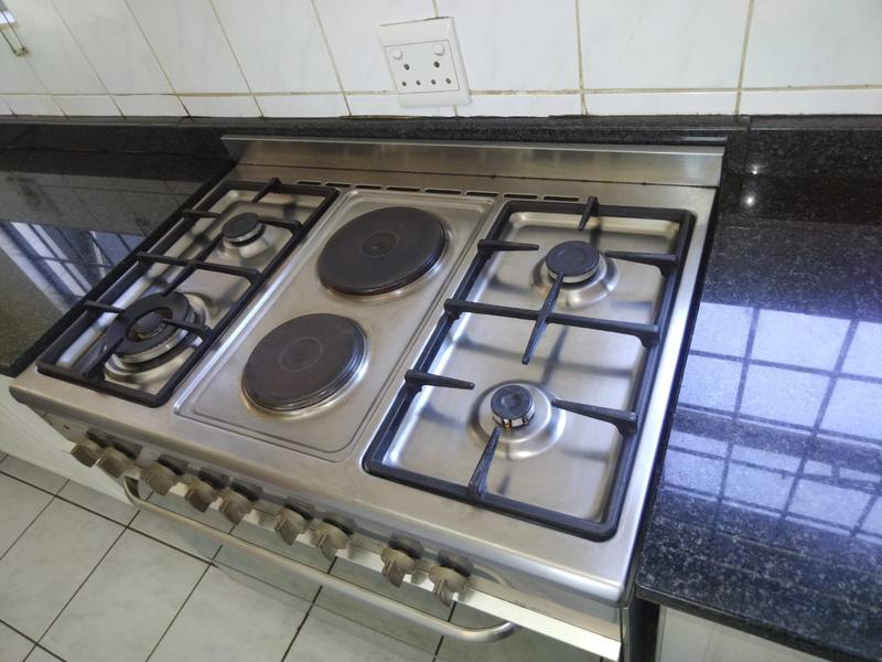 6 Bedroom Property for Sale in Barberton Mpumalanga