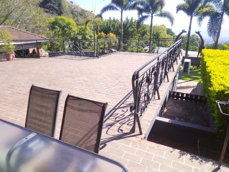 6 Bedroom Property for Sale in Barberton Mpumalanga
