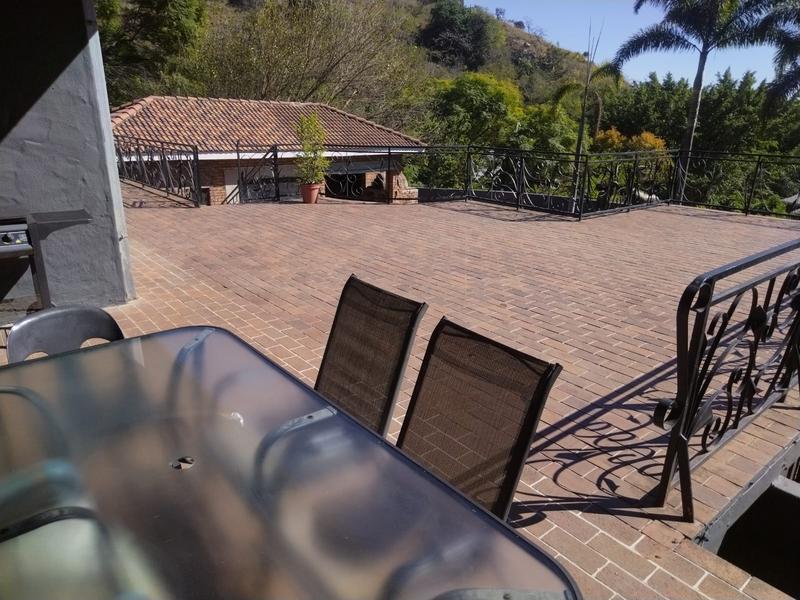 6 Bedroom Property for Sale in Barberton Mpumalanga