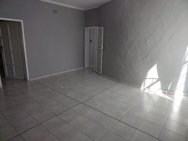 6 Bedroom Property for Sale in Barberton Mpumalanga