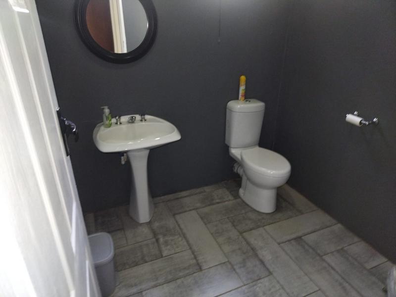 6 Bedroom Property for Sale in Barberton Mpumalanga