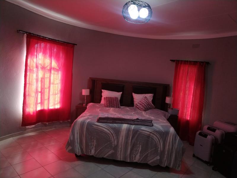 6 Bedroom Property for Sale in Barberton Mpumalanga