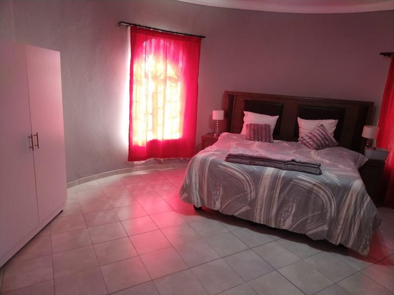 6 Bedroom Property for Sale in Barberton Mpumalanga