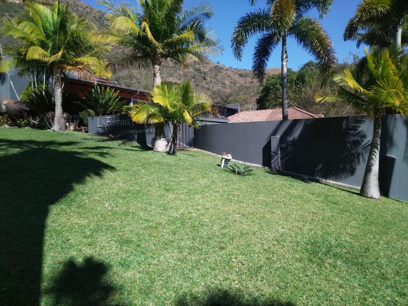 6 Bedroom Property for Sale in Barberton Mpumalanga