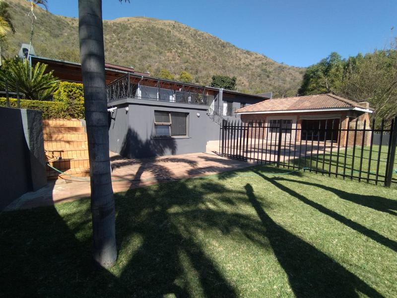 6 Bedroom Property for Sale in Barberton Mpumalanga