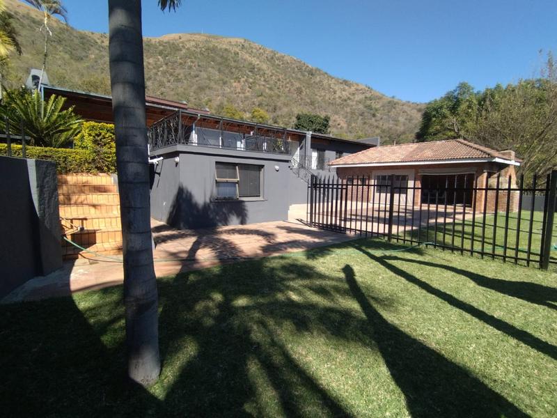 6 Bedroom Property for Sale in Barberton Mpumalanga
