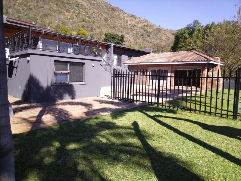 6 Bedroom Property for Sale in Barberton Mpumalanga