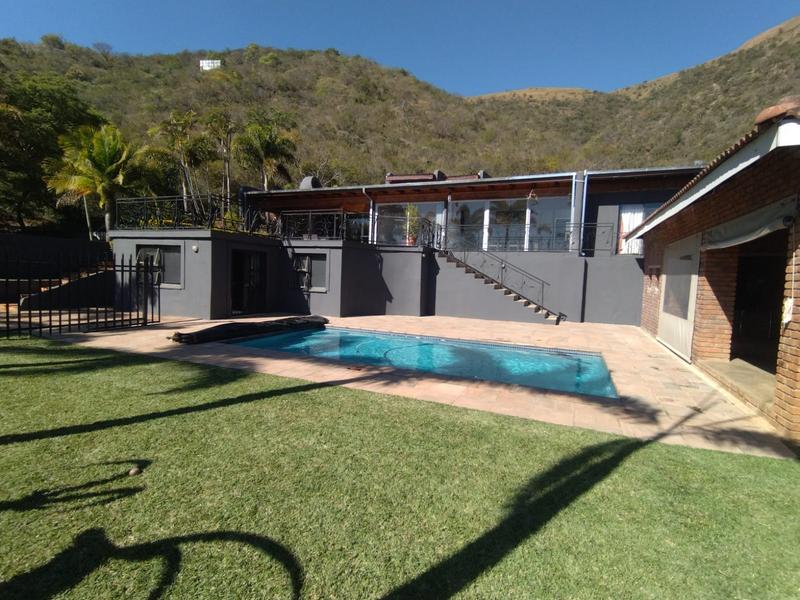 6 Bedroom Property for Sale in Barberton Mpumalanga