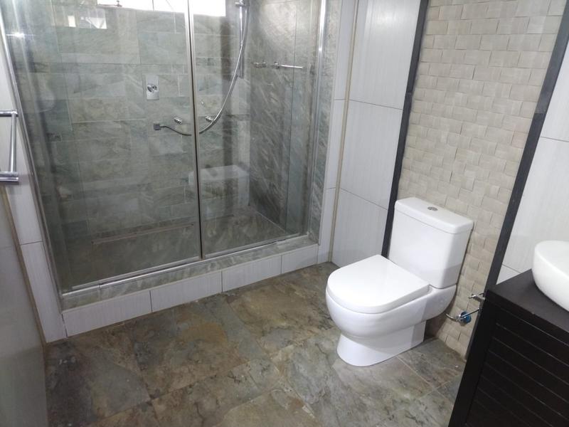 6 Bedroom Property for Sale in Barberton Mpumalanga