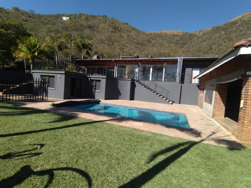 6 Bedroom Property for Sale in Barberton Mpumalanga