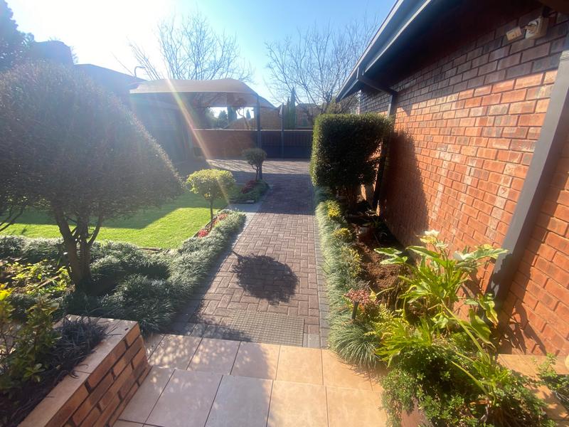 3 Bedroom Property for Sale in Aerorand Mpumalanga