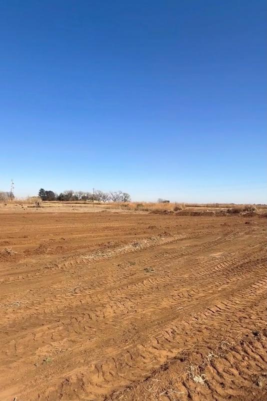 To Let Commercial Property for Rent in Eloff Mpumalanga