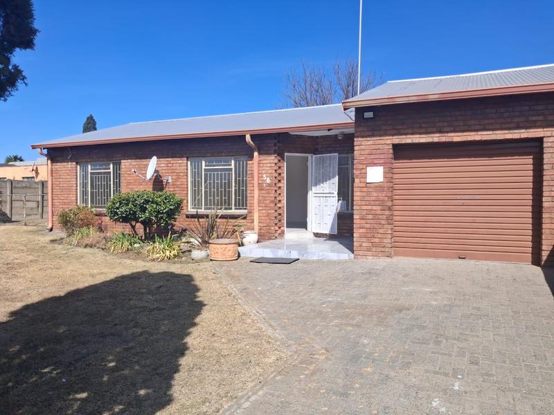 2 Bedroom Property for Sale in Meyerville Mpumalanga