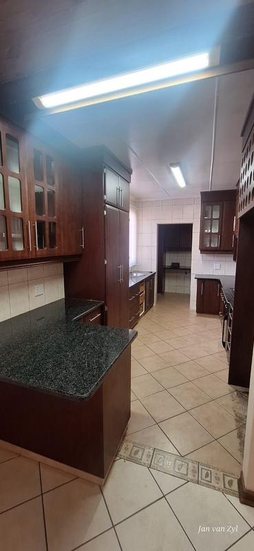 3 Bedroom Property for Sale in Ermelo Mpumalanga