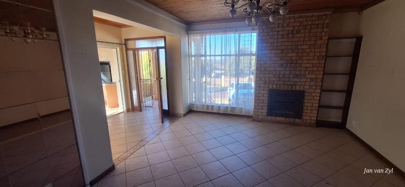 3 Bedroom Property for Sale in Ermelo Mpumalanga