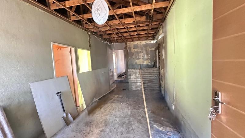 3 Bedroom Property for Sale in Mhluzi Mpumalanga