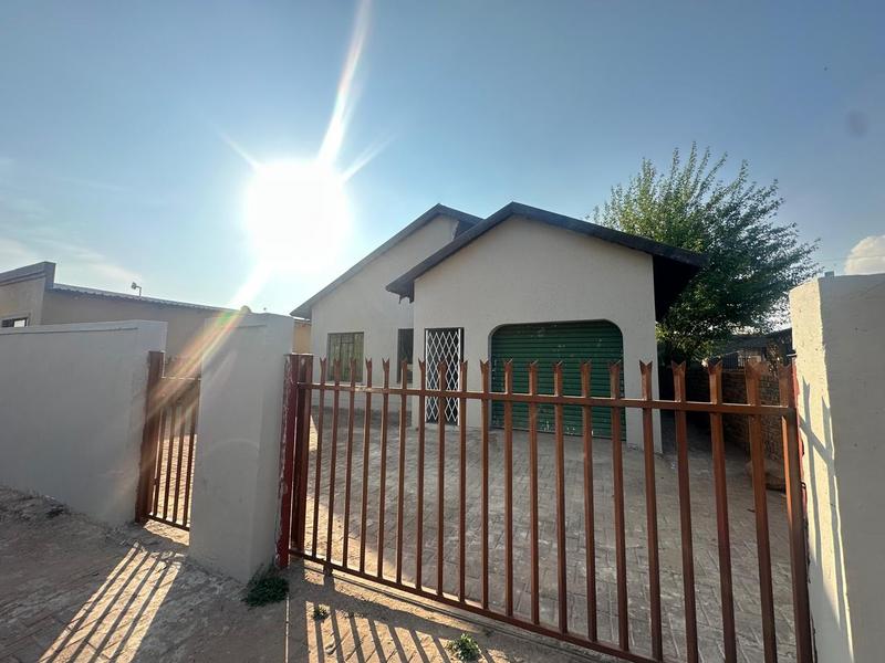 3 Bedroom Property for Sale in Mhluzi Mpumalanga