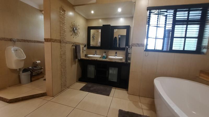 3 Bedroom Property for Sale in Clubville Mpumalanga