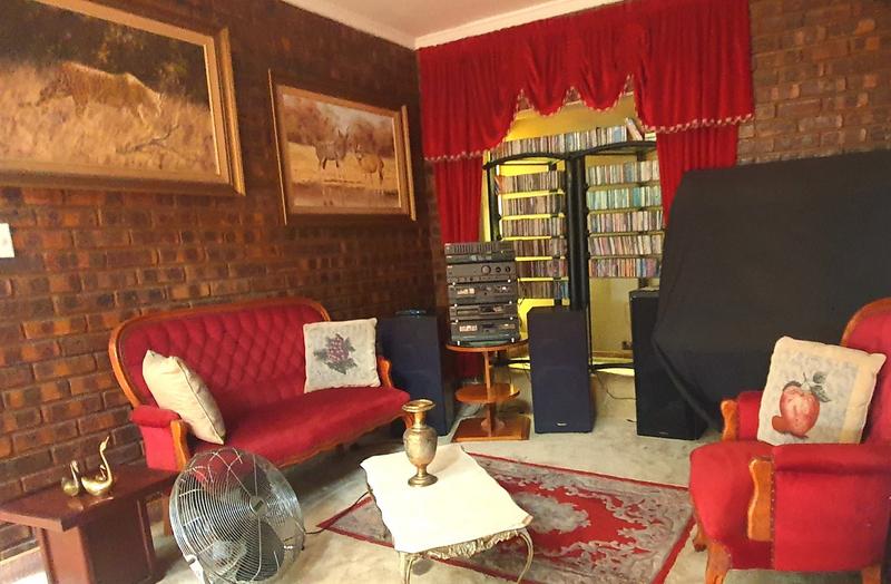 4 Bedroom Property for Sale in Gholfsig Mpumalanga
