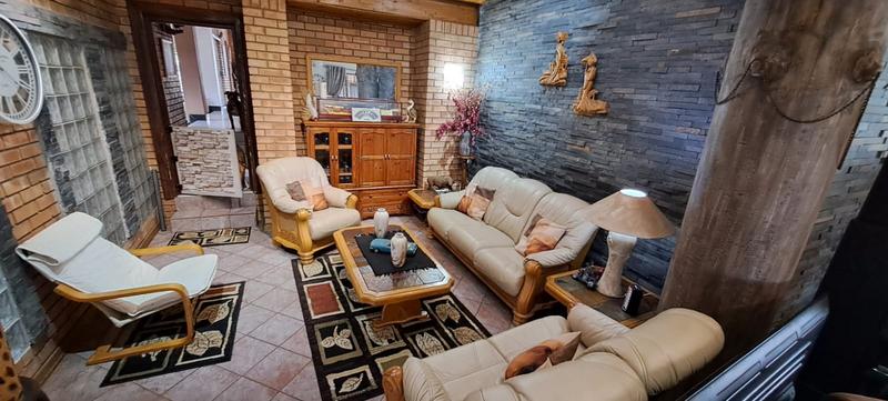 4 Bedroom Property for Sale in Gholfsig Mpumalanga
