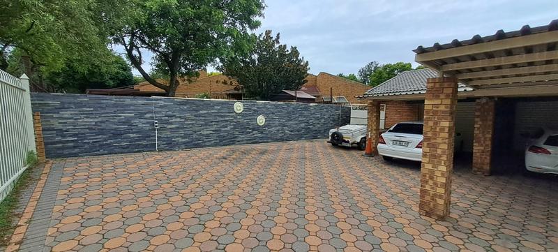 4 Bedroom Property for Sale in Gholfsig Mpumalanga