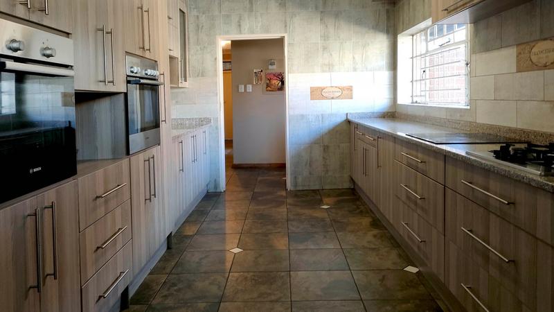 10 Bedroom Property for Sale in Duvha Park Mpumalanga
