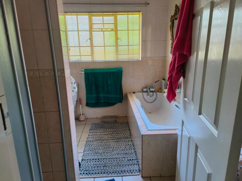 10 Bedroom Property for Sale in Witbank Mpumalanga