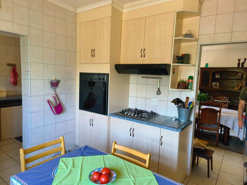 10 Bedroom Property for Sale in Witbank Mpumalanga