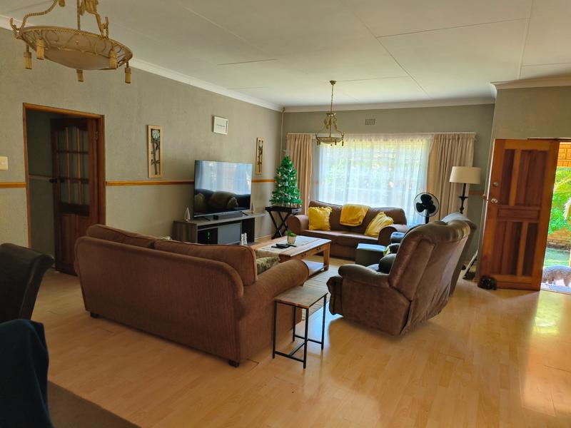 10 Bedroom Property for Sale in Witbank Mpumalanga