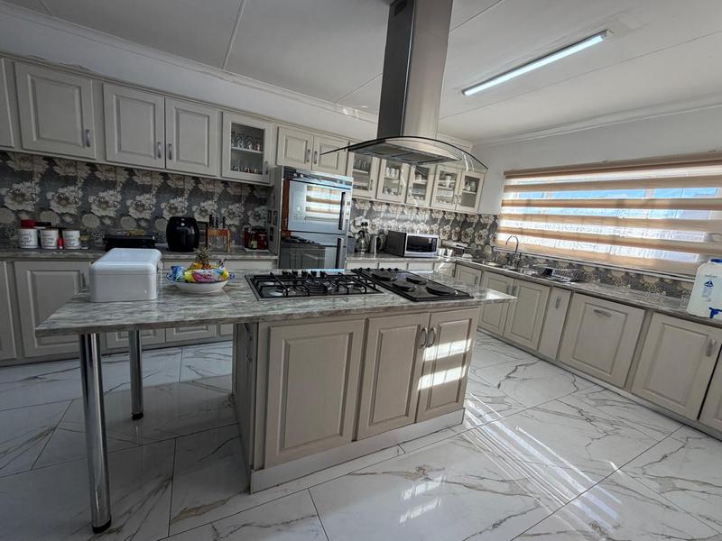4 Bedroom Property for Sale in Standerton Mpumalanga