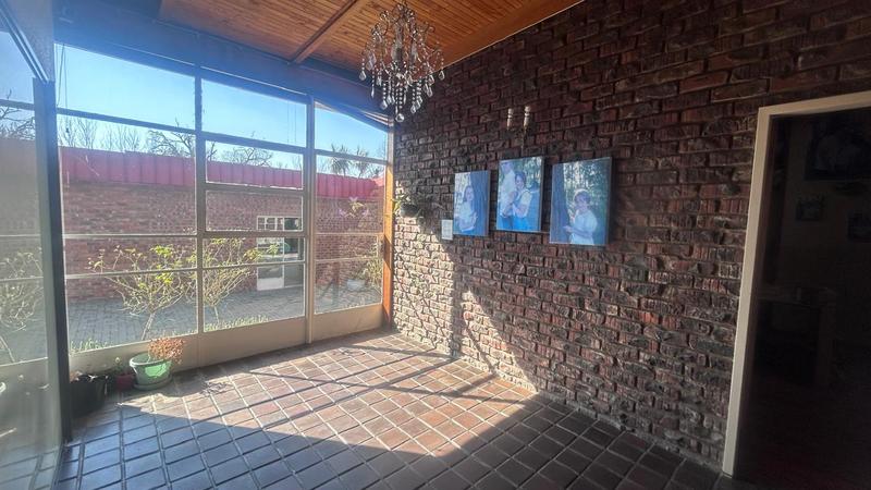 5 Bedroom Property for Sale in Standerton Mpumalanga