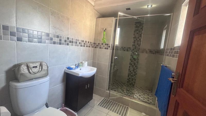 5 Bedroom Property for Sale in Standerton Mpumalanga