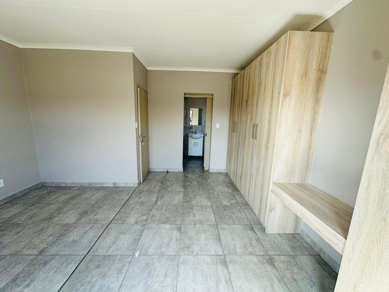 3 Bedroom Property for Sale in Die Heuwel Mpumalanga