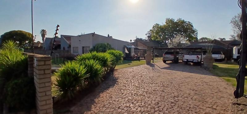 To Let 2 Bedroom Property for Rent in Eloff Mpumalanga