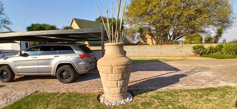 To Let 2 Bedroom Property for Rent in Eloff Mpumalanga