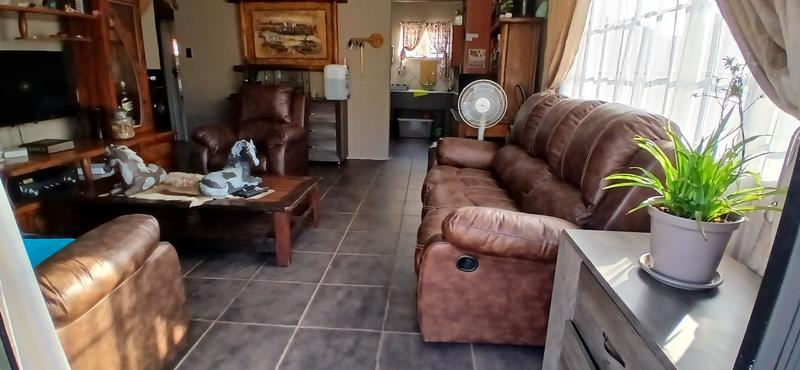 To Let 2 Bedroom Property for Rent in Eloff Mpumalanga