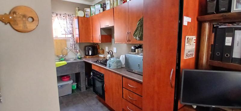 2 Bedroom Property for Sale in Eloff Mpumalanga