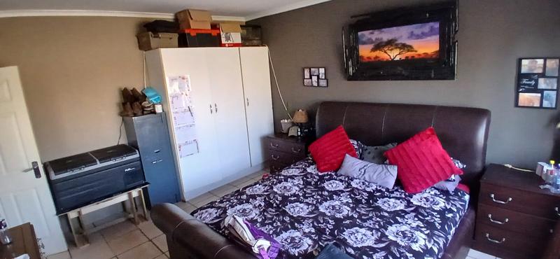 2 Bedroom Property for Sale in Eloff Mpumalanga