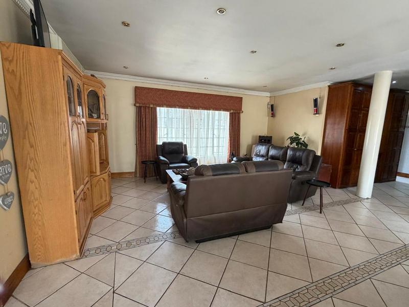 4 Bedroom Property for Sale in Standerton Mpumalanga