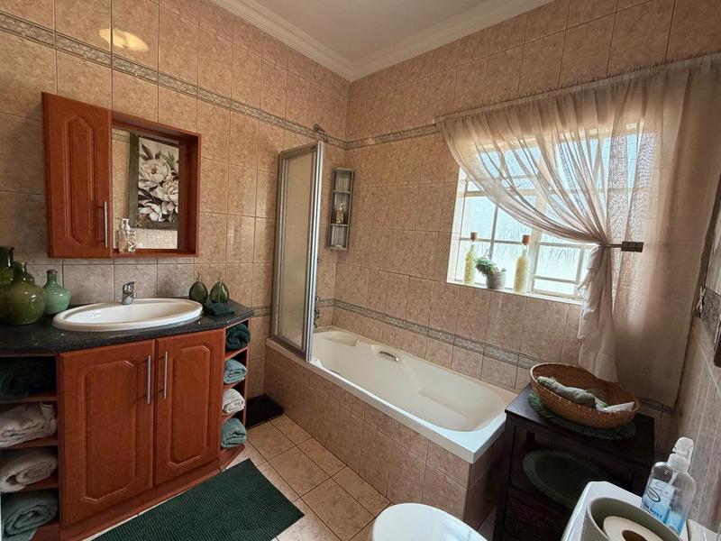 4 Bedroom Property for Sale in Standerton Mpumalanga