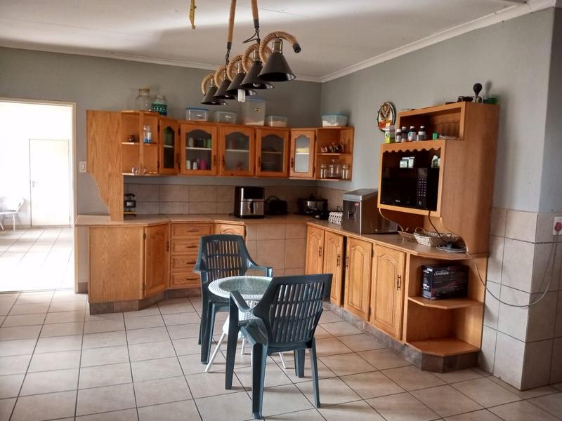 To Let 4 Bedroom Property for Rent in Rietkol AH Mpumalanga